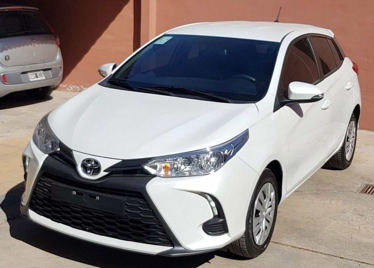 Toyota Yaris Nuevo en Mendoza, deRuedas