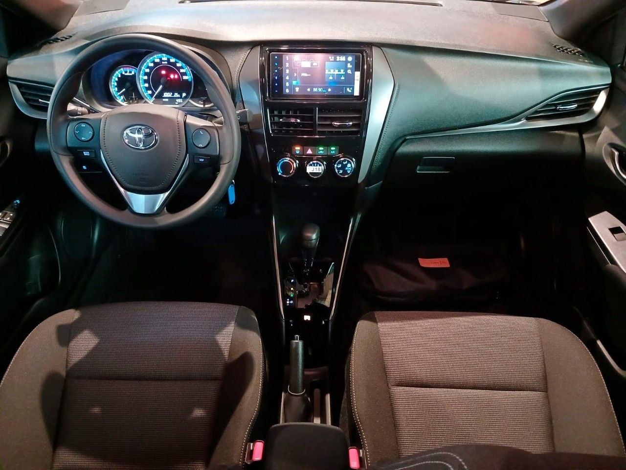 Toyota Yaris Nuevo en Mendoza, deRuedas
