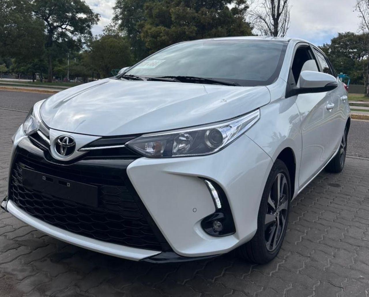 Toyota Yaris Nuevo en Mendoza, deRuedas