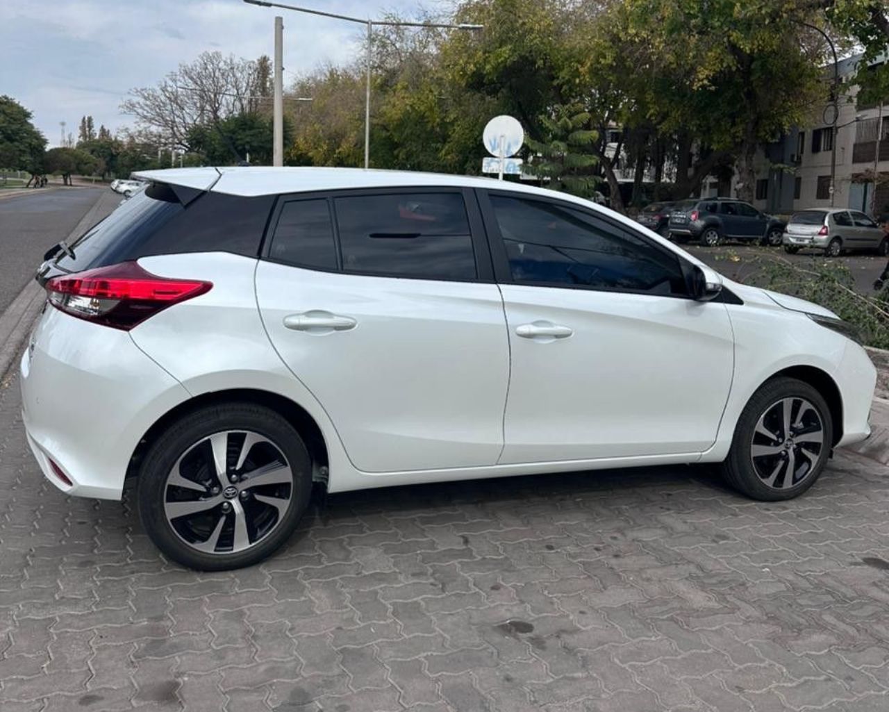 Toyota Yaris Nuevo en Mendoza, deRuedas