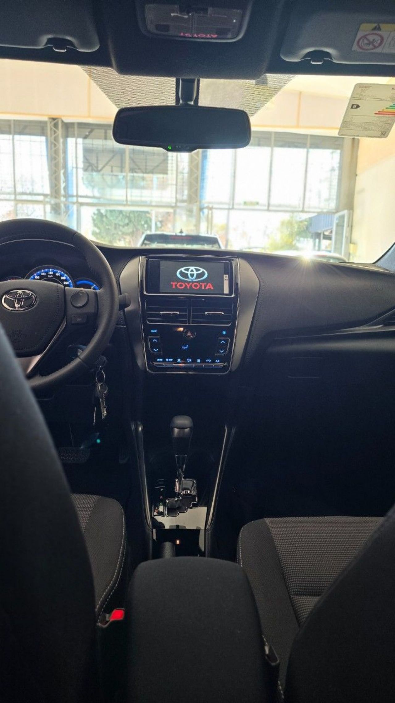 Toyota Yaris Nuevo en Mendoza, deRuedas