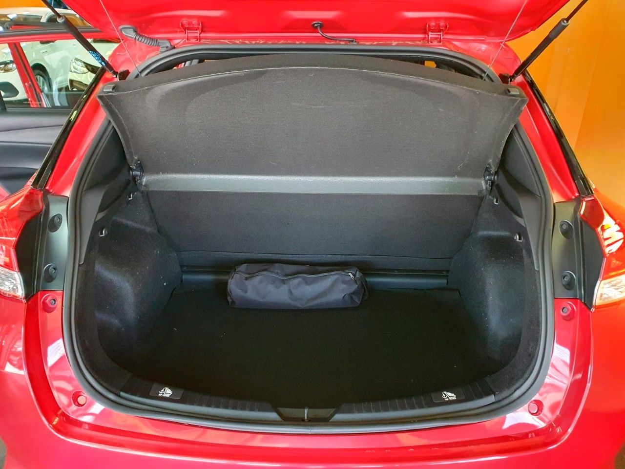 Toyota Yaris Nuevo en Mendoza, deRuedas