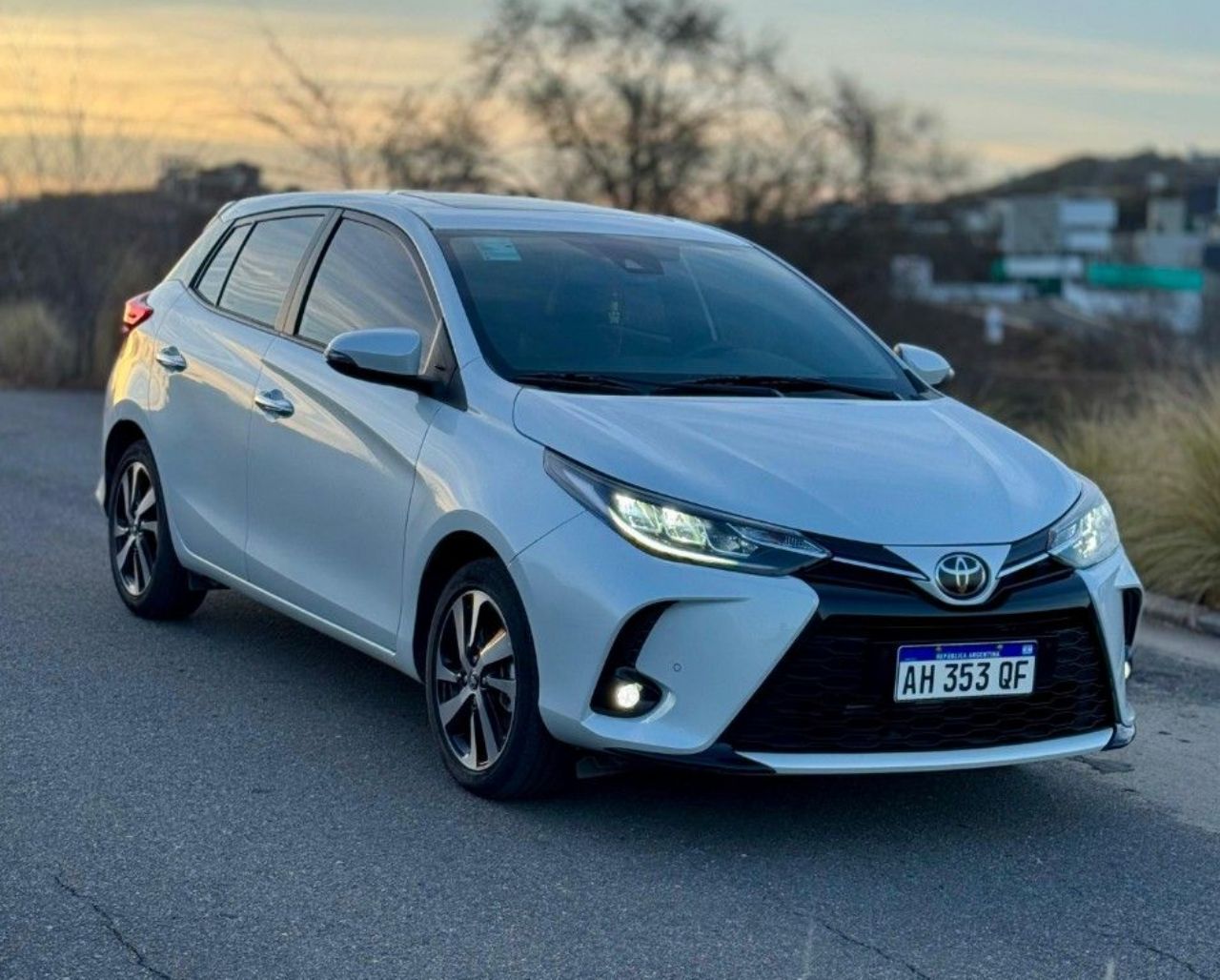 Toyota Yaris Usado Financiado en Córdoba, deRuedas