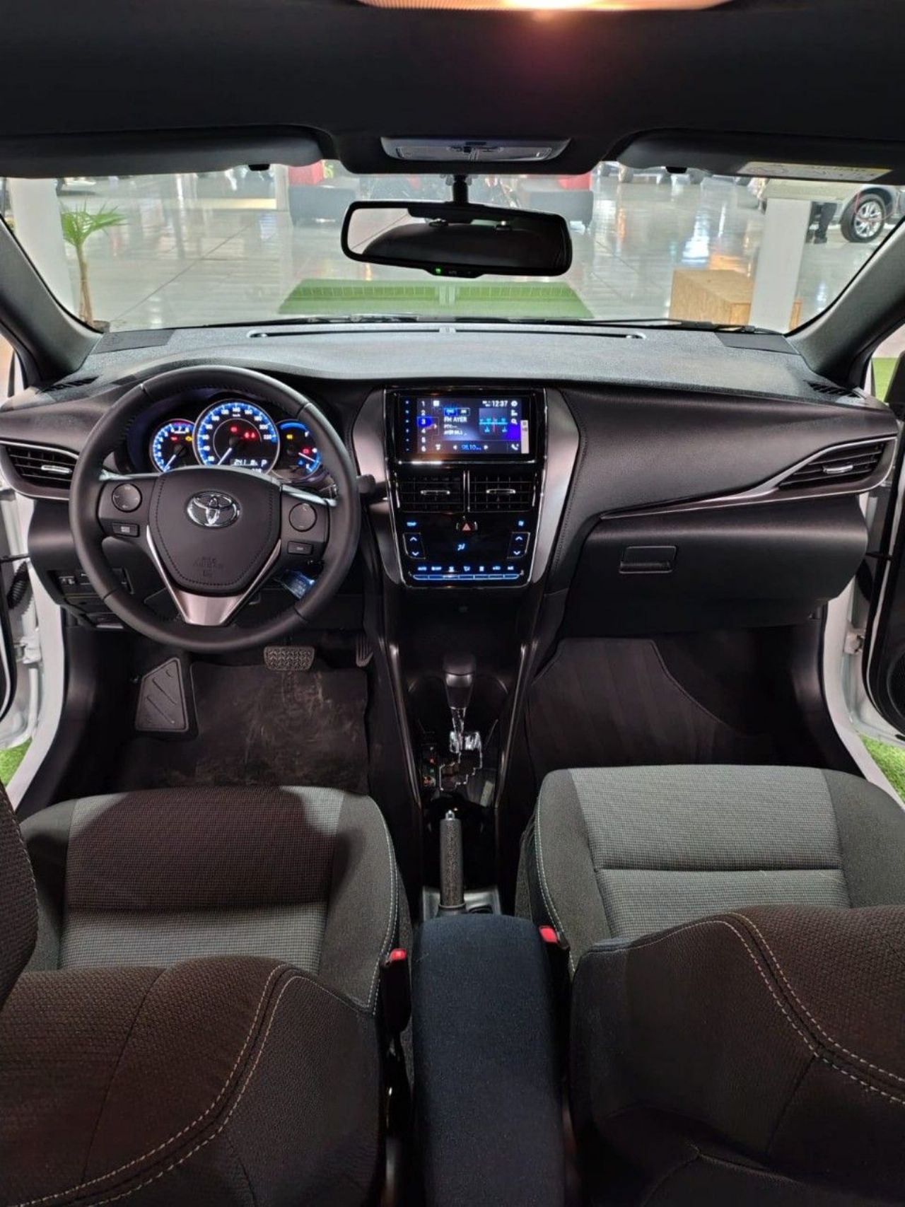 Toyota Yaris Nuevo en Mendoza, deRuedas