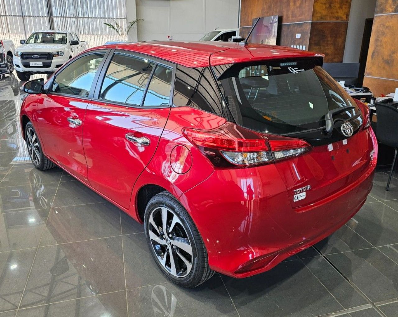 Toyota Yaris Usado Financiado en Mendoza, deRuedas