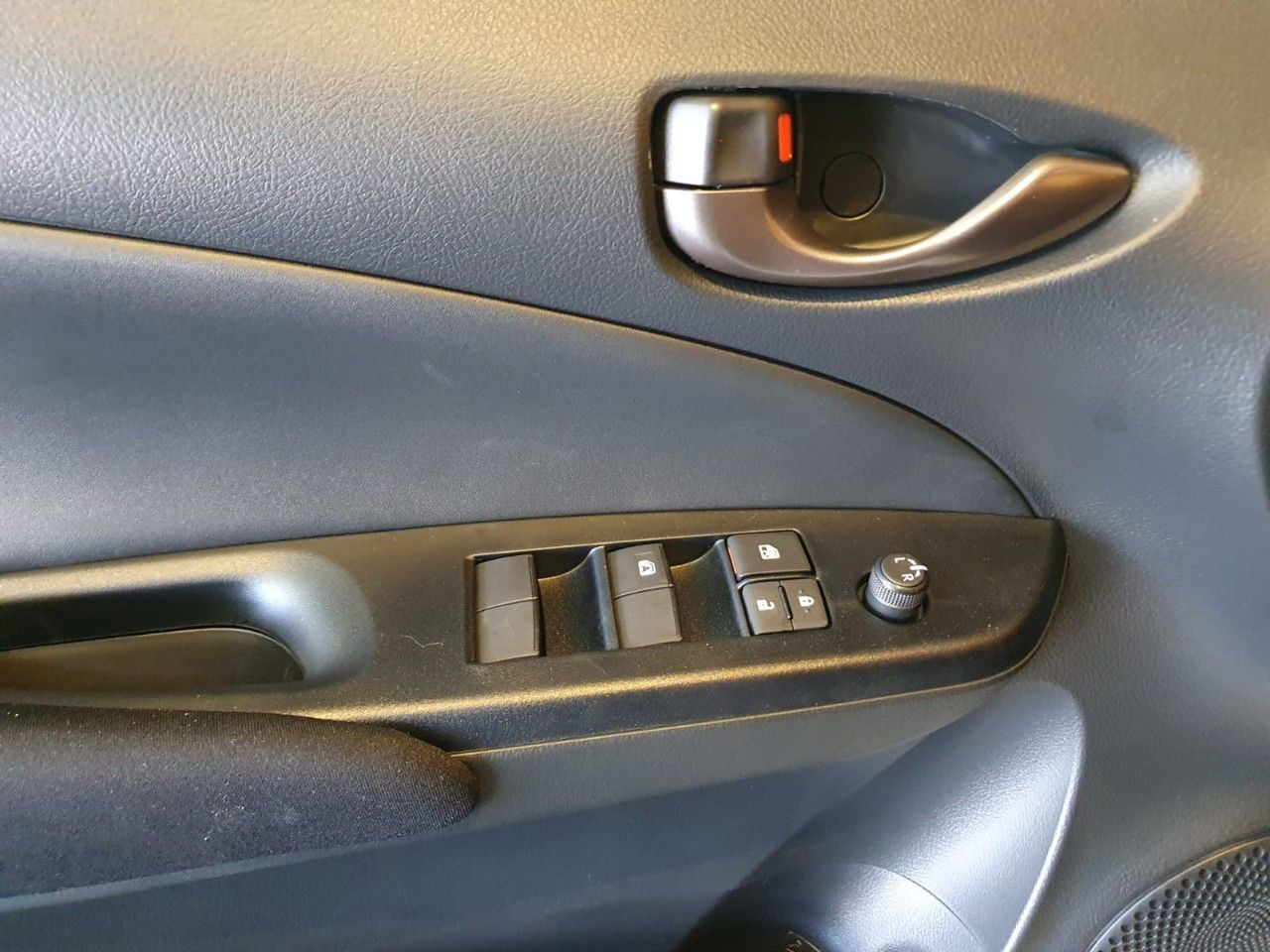 Toyota Yaris Nuevo en Mendoza, deRuedas