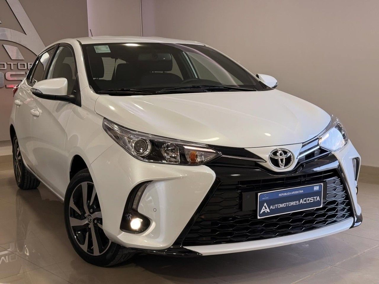 Toyota Yaris Usado Financiado en San Juan, deRuedas