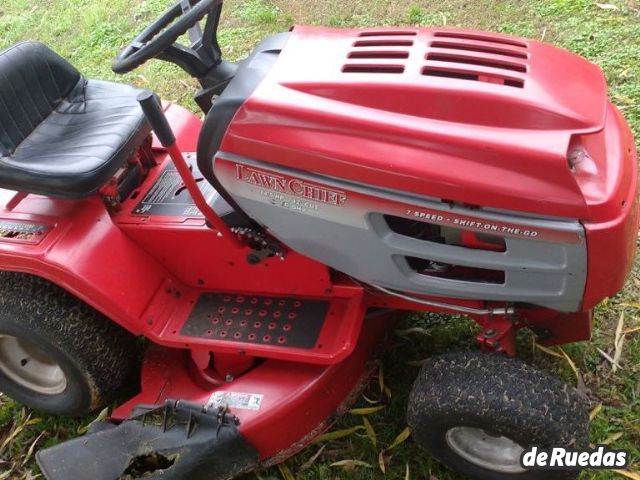 Tractor Corta Cesped Usado en Mendoza, deRuedas