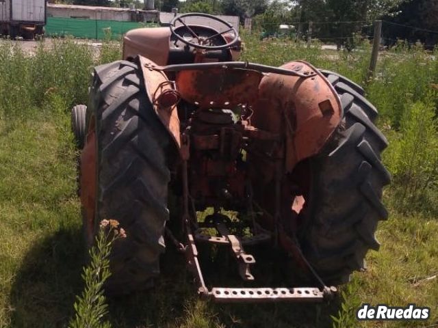 Tractor Fiat Usado en Mendoza, deRuedas