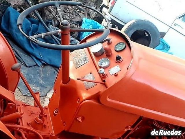 Tractor Fiat Usado en Mendoza, deRuedas