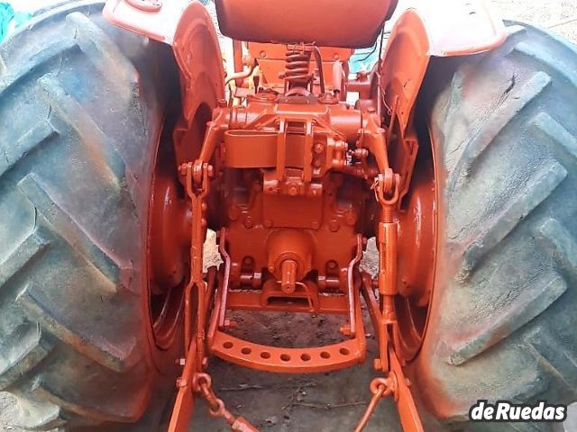 Tractor Fiat Usado en Mendoza, deRuedas