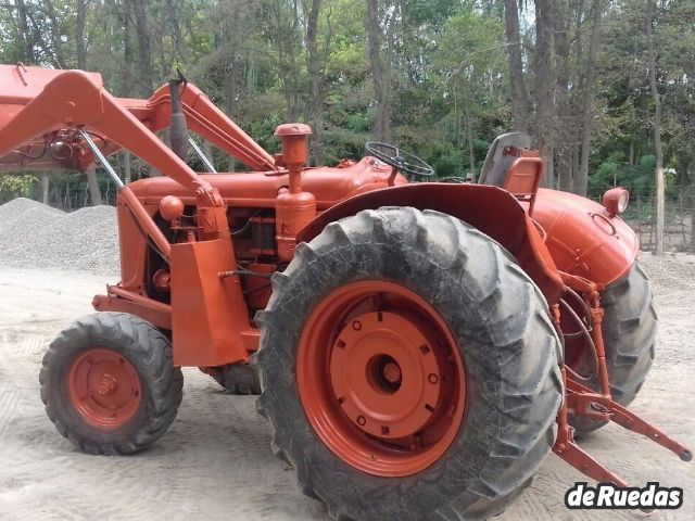 Tractor Fiat Usado en Mendoza, deRuedas