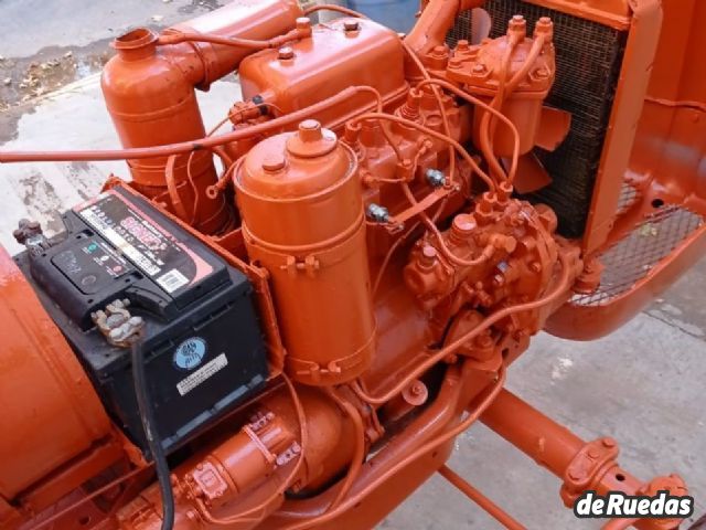 Tractor Fiat Usado en Mendoza, deRuedas