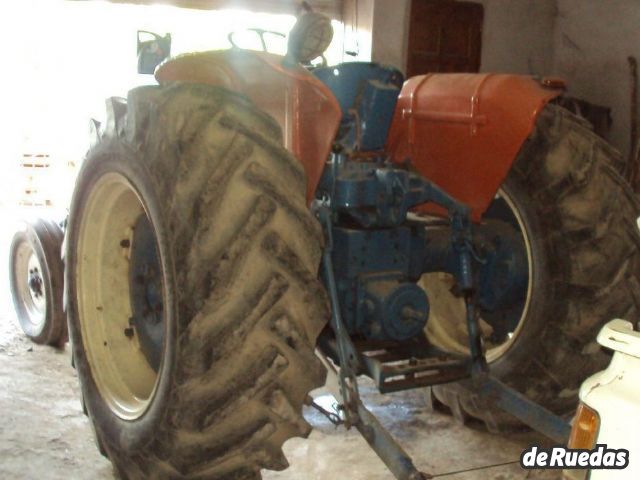 Tractor Fiat Usado en Mendoza, deRuedas