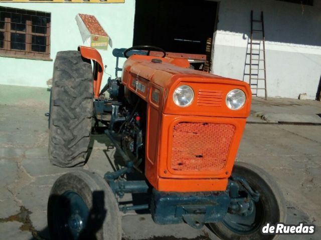 Tractor Fiat Usado en Mendoza, deRuedas