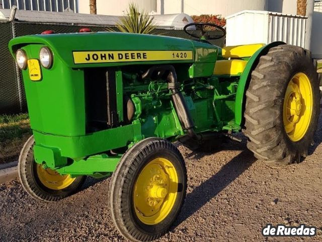 Tractor John Deere Usado en Mendoza, deRuedas