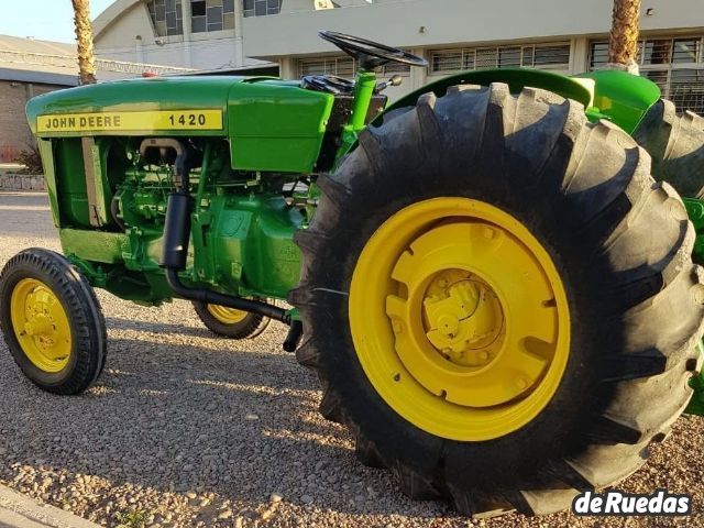 Tractor John Deere Usado en Mendoza, deRuedas