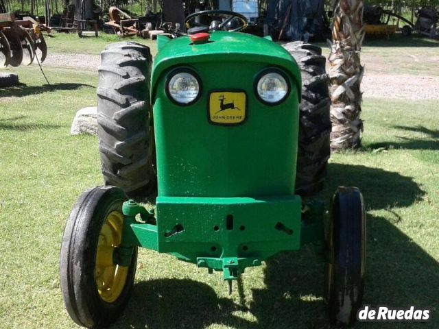 Tractor John Deere Usado en Mendoza, deRuedas