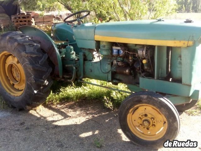 Tractor John Deere Usado en Río Negro, deRuedas