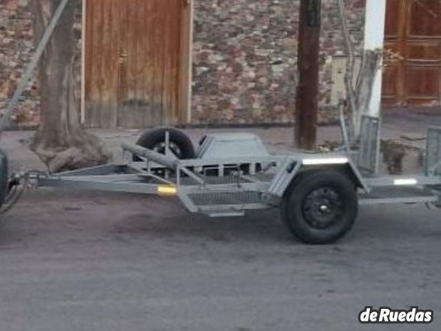 Trailer 1 eje Usado en Mendoza, deRuedas