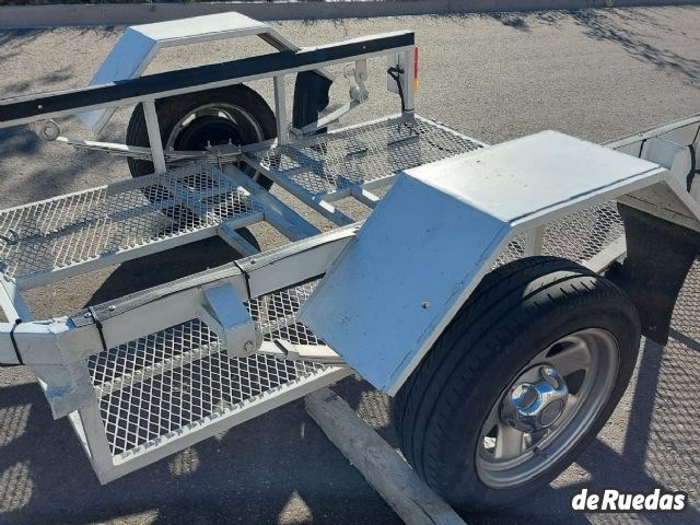 Trailer 1 eje Usado en Mendoza, deRuedas