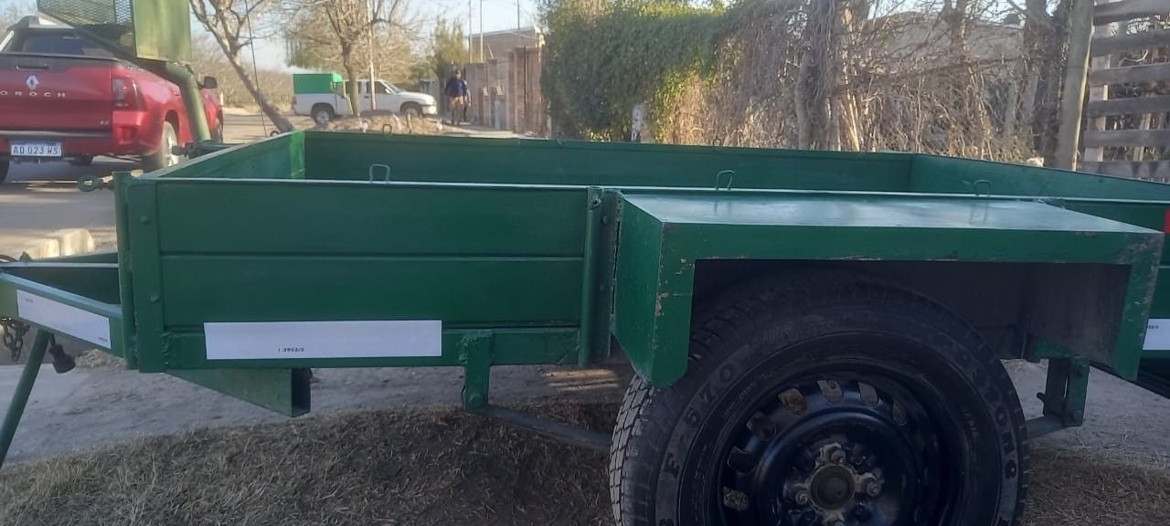 Trailer 1 eje Usado en Mendoza, deRuedas