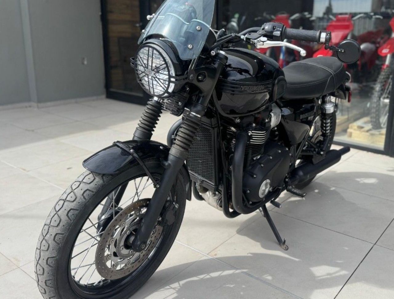 Triumph Bonneville Usada en San Juan, deRuedas