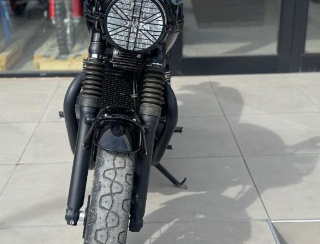 Triumph Bonneville Usada en San Juan, deRuedas