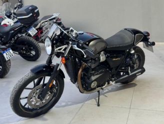 Triumph CUP Usada en San Juan