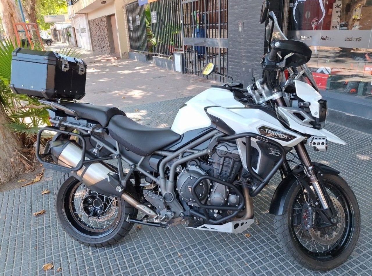 Triumph Explorer Usada en Mendoza, deRuedas