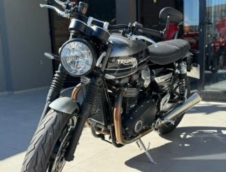 Triumph Speed Twin Usada en San Juan Financiado