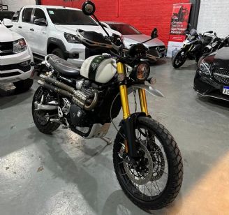 Triumph XE Usada en San Juan