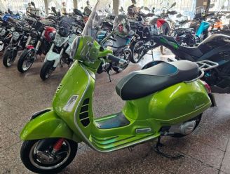 Vespa GTS Usada en Mendoza