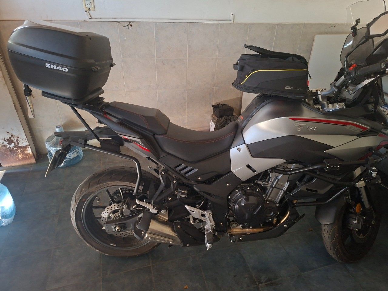 Voge DS Usada en Mendoza, deRuedas