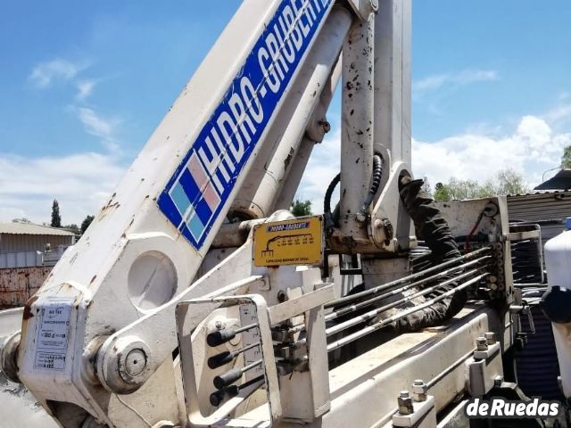 Volkswagen 13.180 Usado en Mendoza, deRuedas