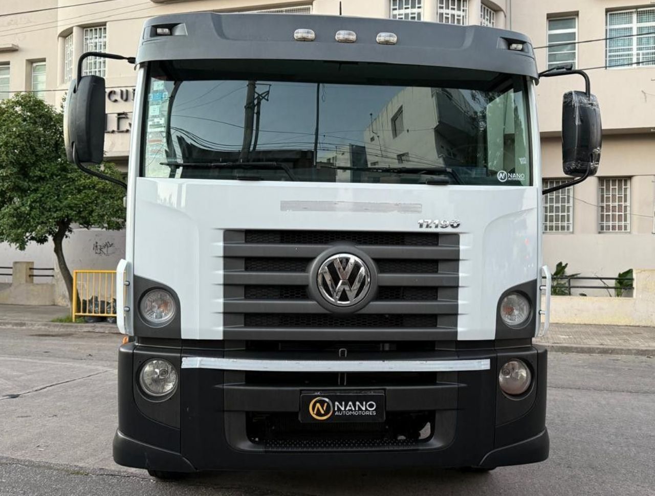 Volkswagen 17.190 Usado en Córdoba, deRuedas