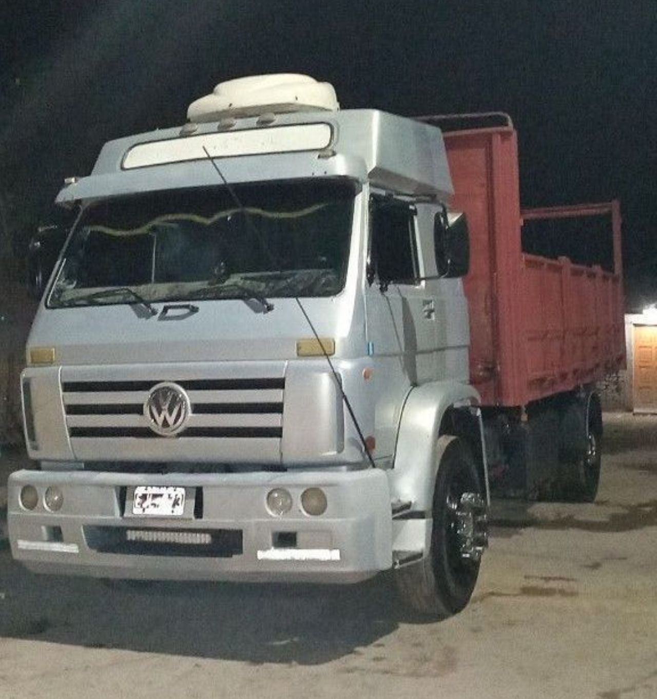 Volkswagen 18.310 Usado en Mendoza, deRuedas