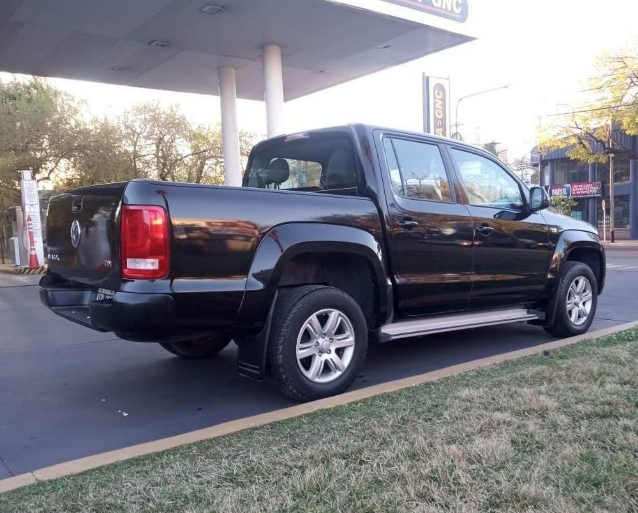 Volkswagen Amarok Usada Financiado en Mendoza, deRuedas