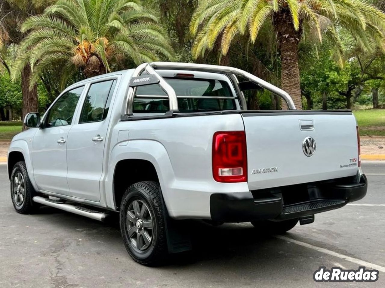 Volkswagen Amarok Usada en Mendoza, deRuedas