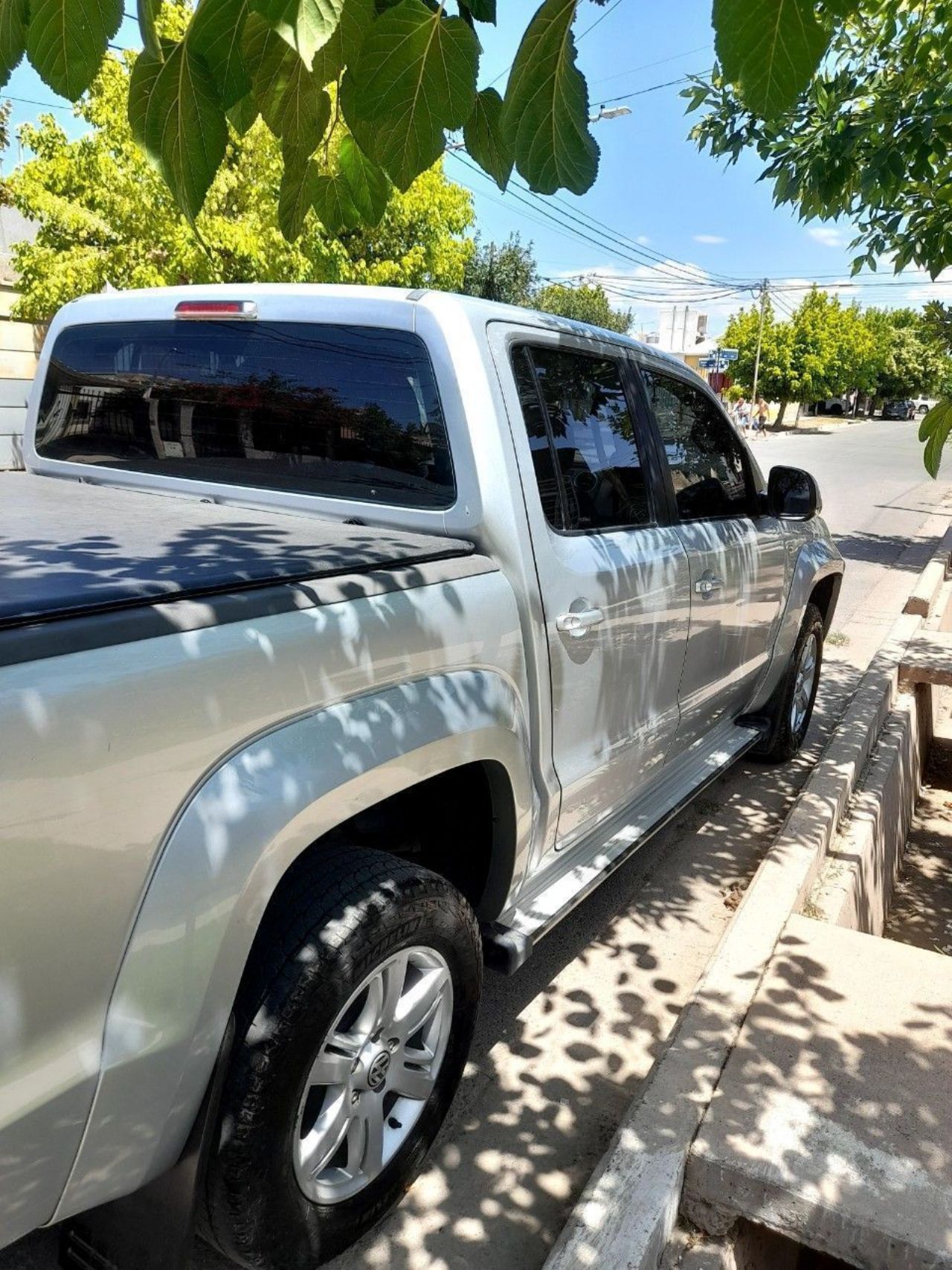 Volkswagen Amarok Usada en Mendoza, deRuedas