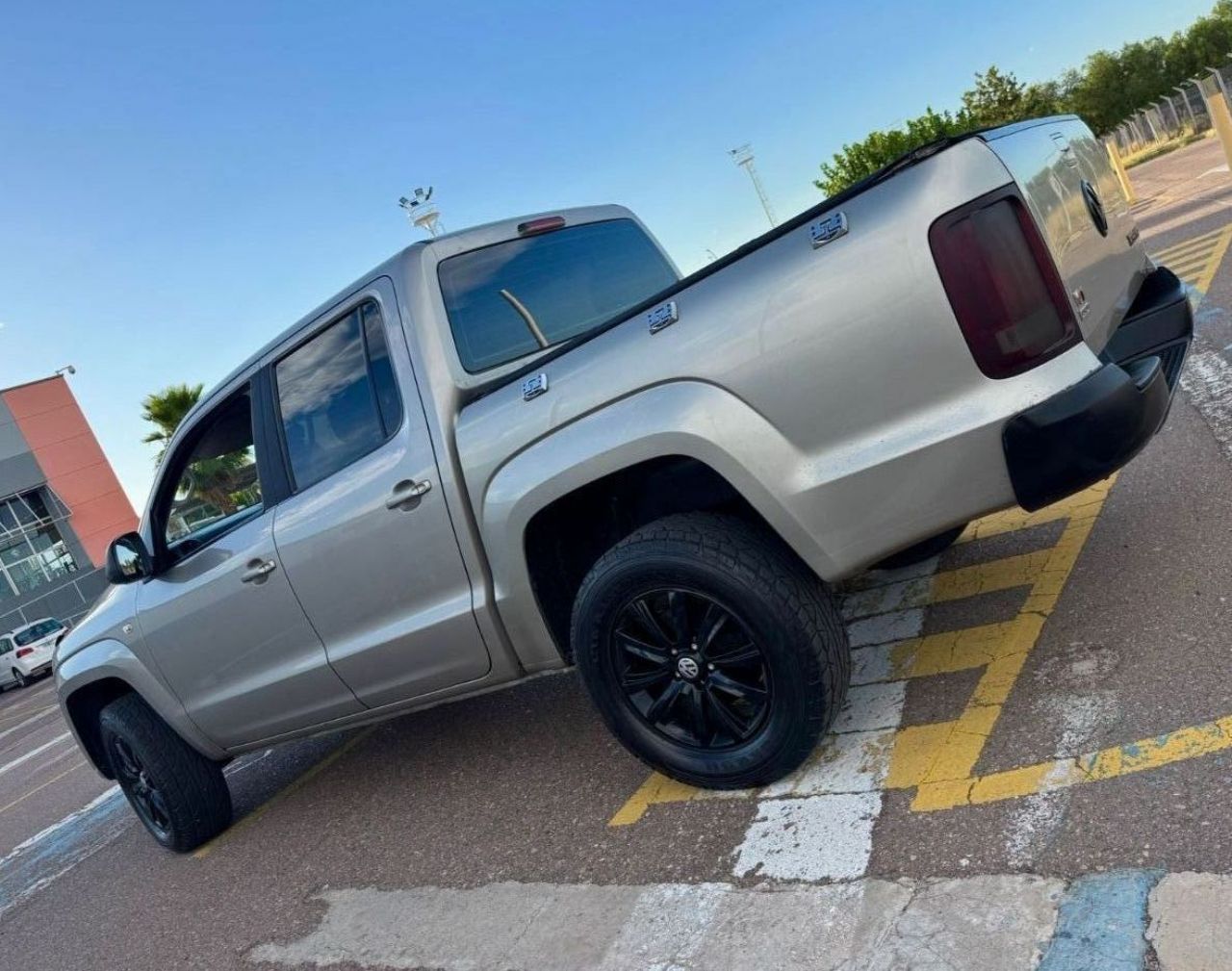 Volkswagen Amarok Usada en Mendoza, deRuedas