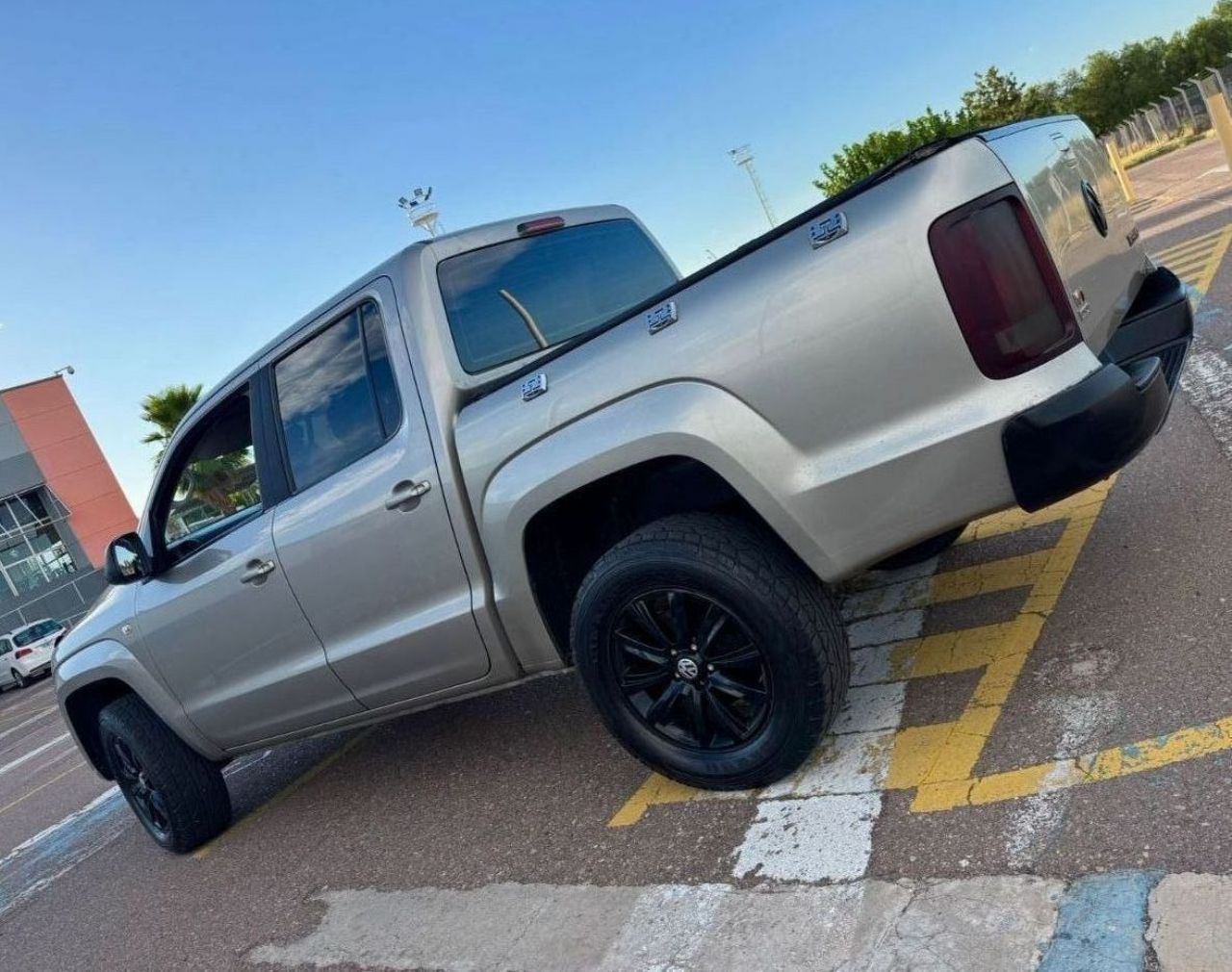 Volkswagen Amarok Usada en Mendoza, deRuedas