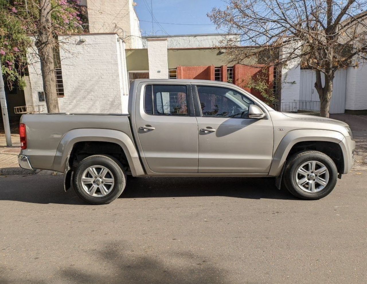 Volkswagen Amarok Usada en Mendoza, deRuedas