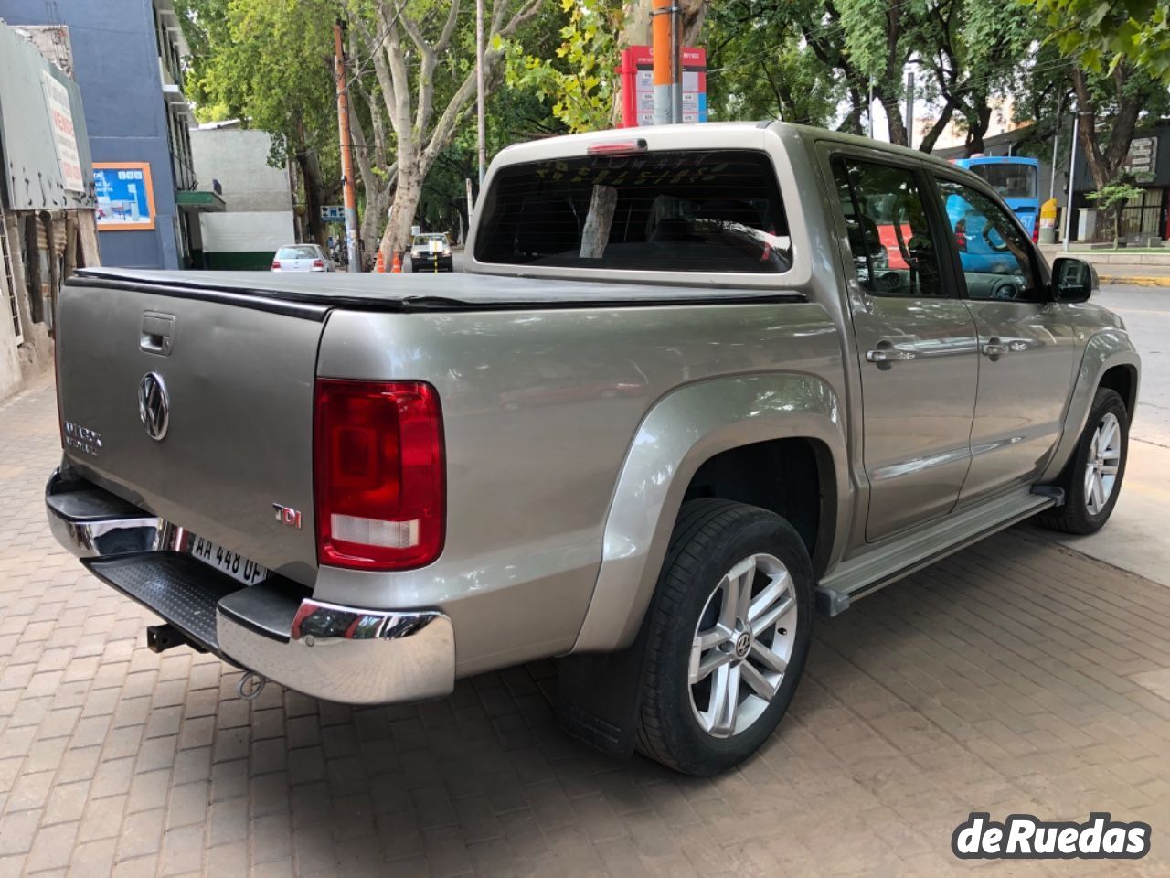 Volkswagen Amarok Usada en Mendoza, deRuedas