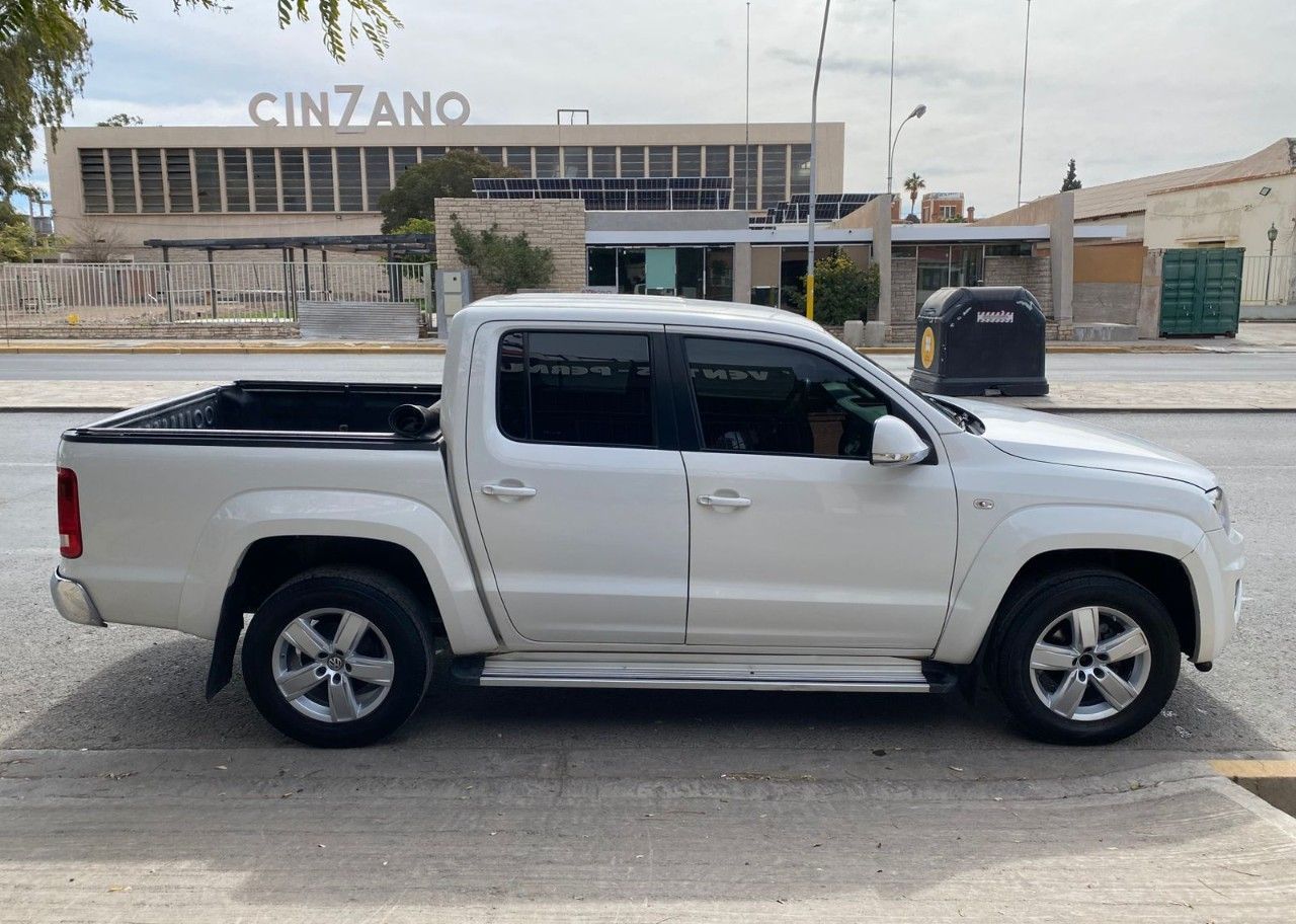 Volkswagen Amarok Usada Financiado en San Juan, deRuedas
