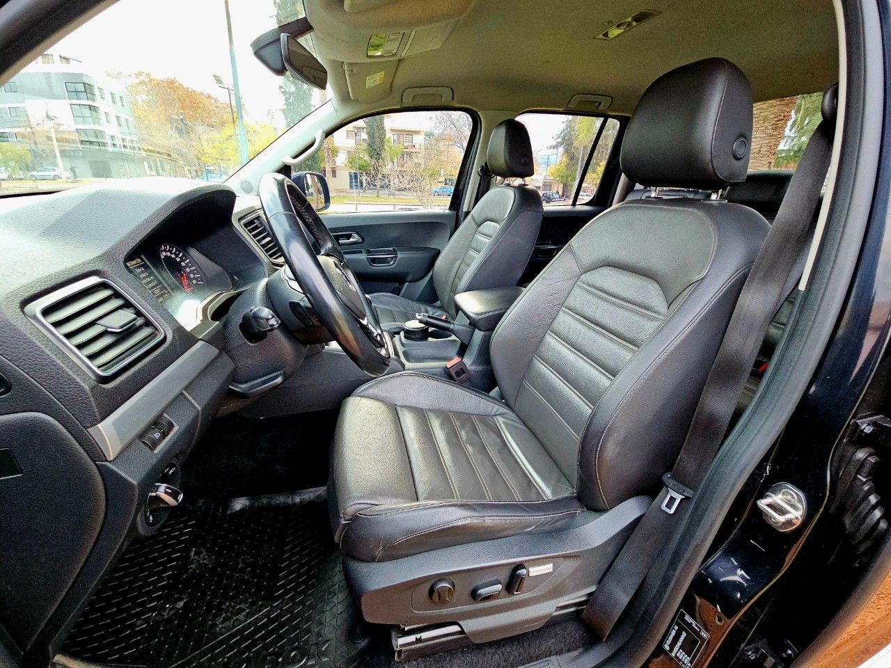 Volkswagen Amarok Usada Financiado en Mendoza, deRuedas