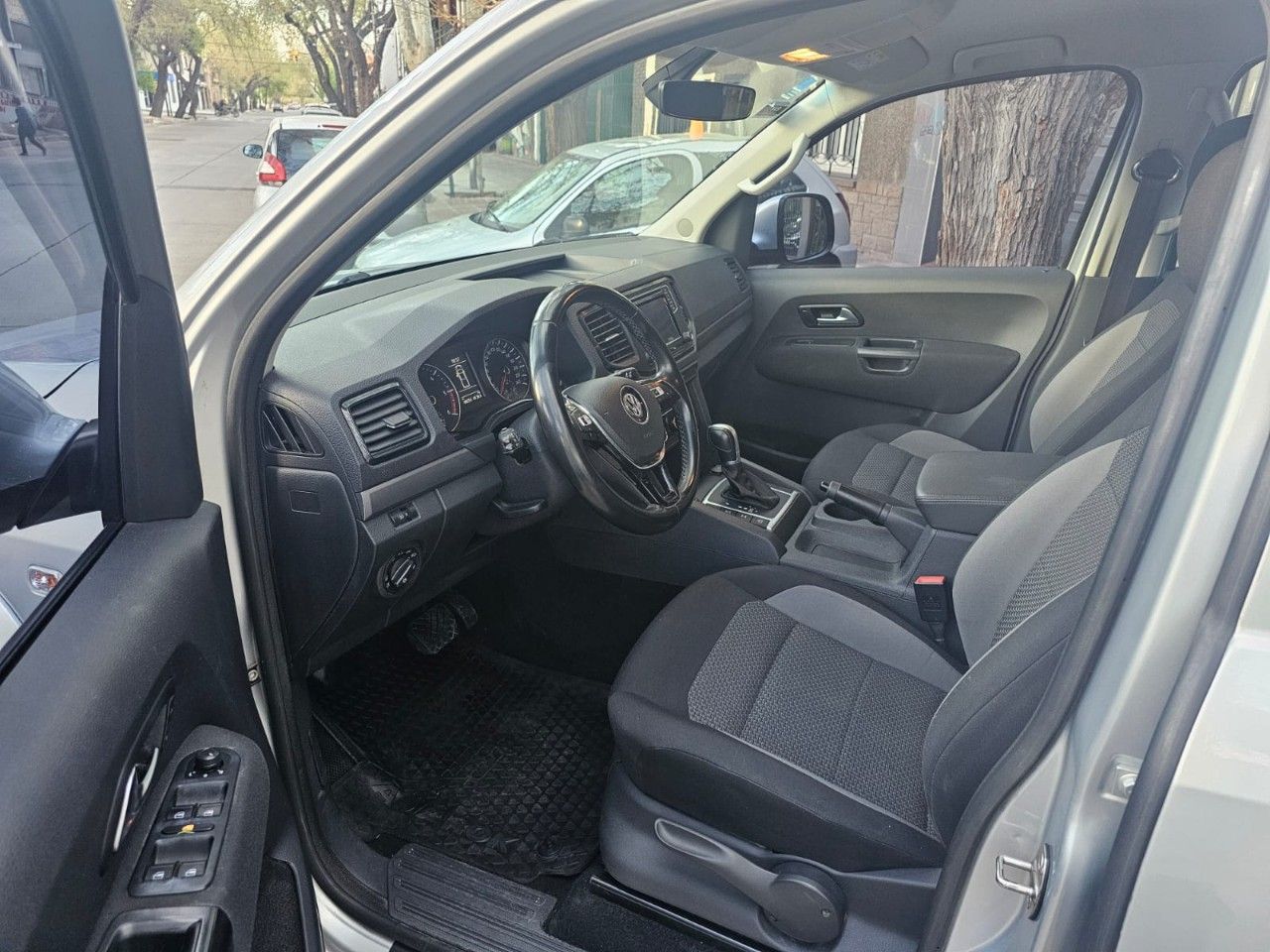 Volkswagen Amarok Usada en Mendoza, deRuedas