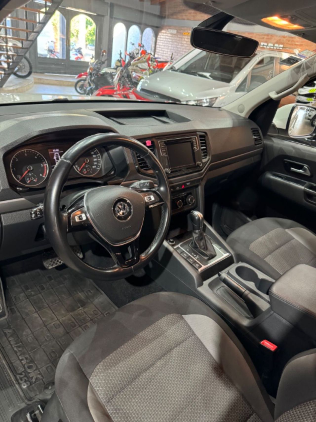 Volkswagen Amarok Usada Financiado en San Juan, deRuedas