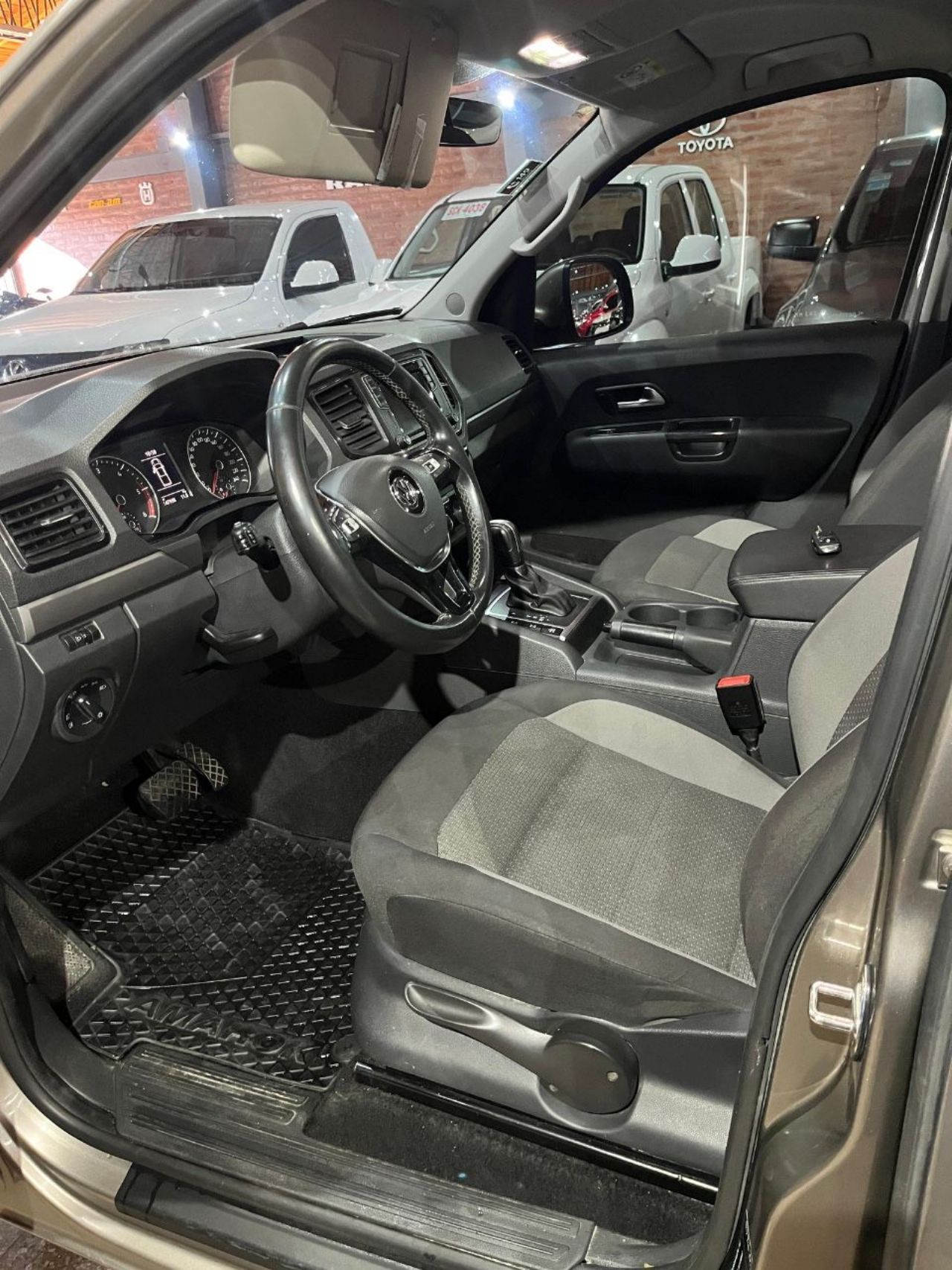 Volkswagen Amarok Usada Financiado en San Juan, deRuedas