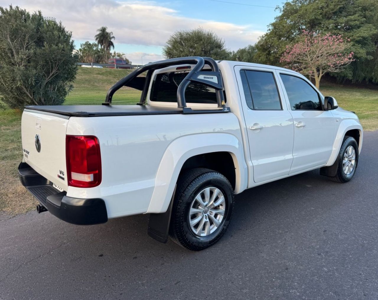 Volkswagen Amarok Usada Financiado en San Juan, deRuedas